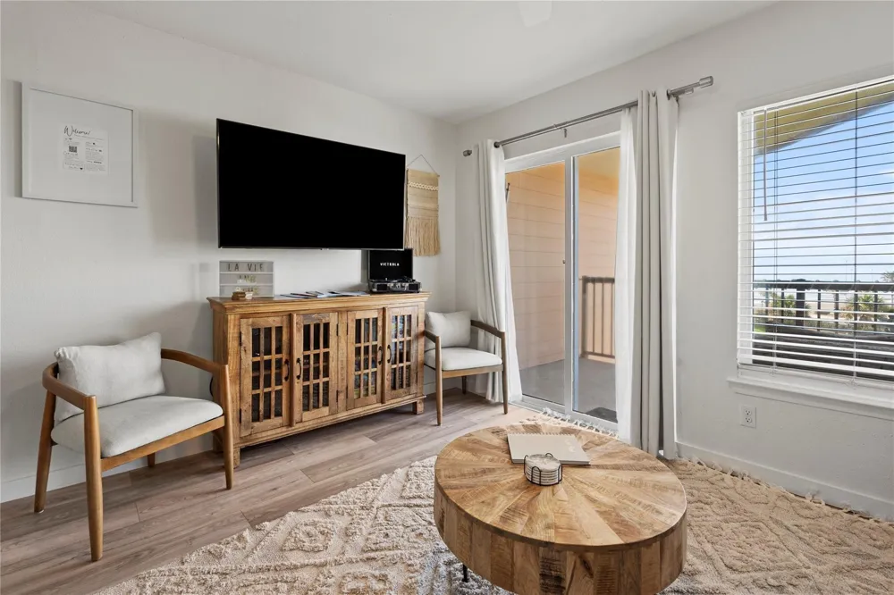 9520 Seawall Boulevard #315 Galveston, TX 77554