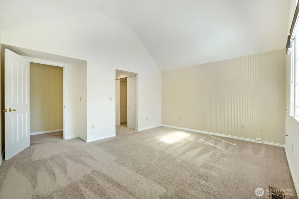 10063 Wallingford Avenue Seattle, WA 98133