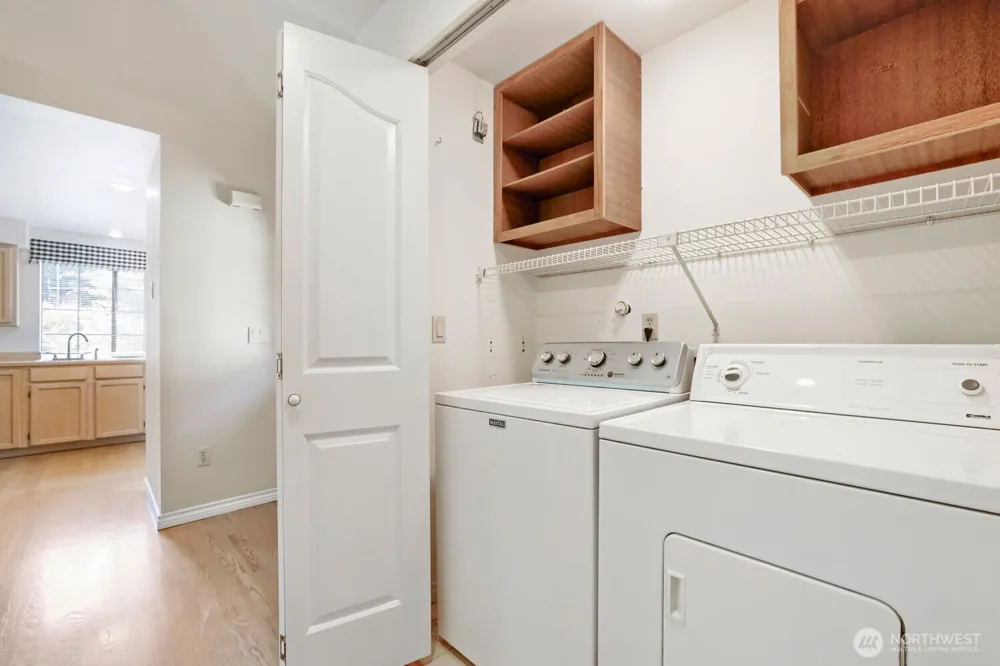 10063 Wallingford Avenue Seattle, WA 98133