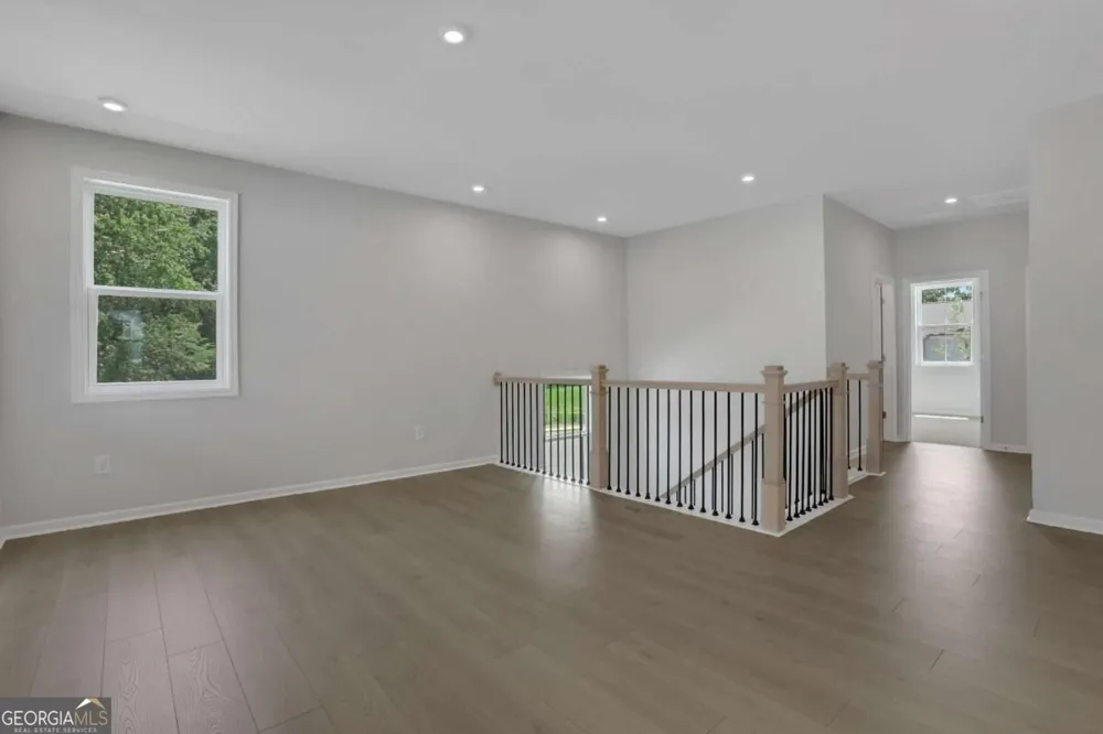 4081 Adler CIR Buford, GA 30519