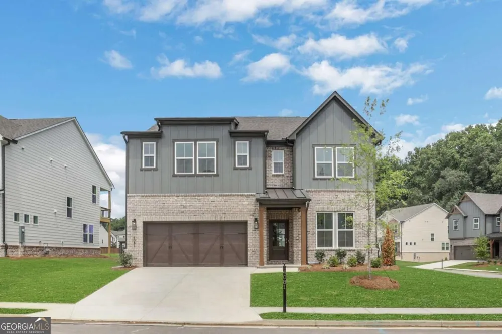 4081 Adler CIR Buford, GA 30519