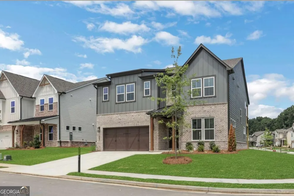 4081 Adler CIR Buford, GA 30519