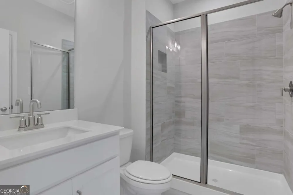 4081 Adler CIR Buford, GA 30519