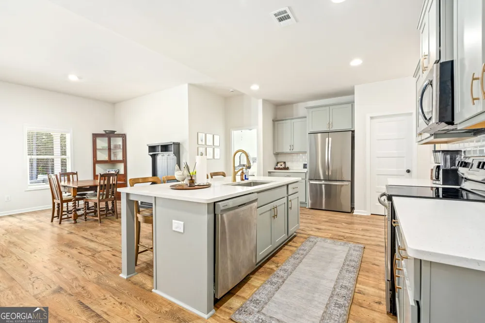 1219 Thrash RD LaGrange, GA 30241