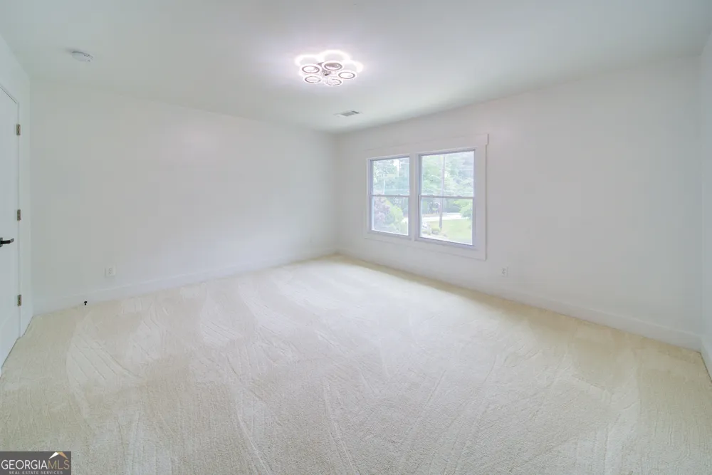 4307 Cedar Wood DR SW Lilburn, GA 30047