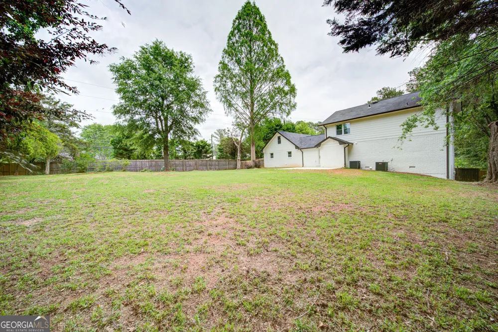 4307 Cedar Wood DR SW Lilburn, GA 30047