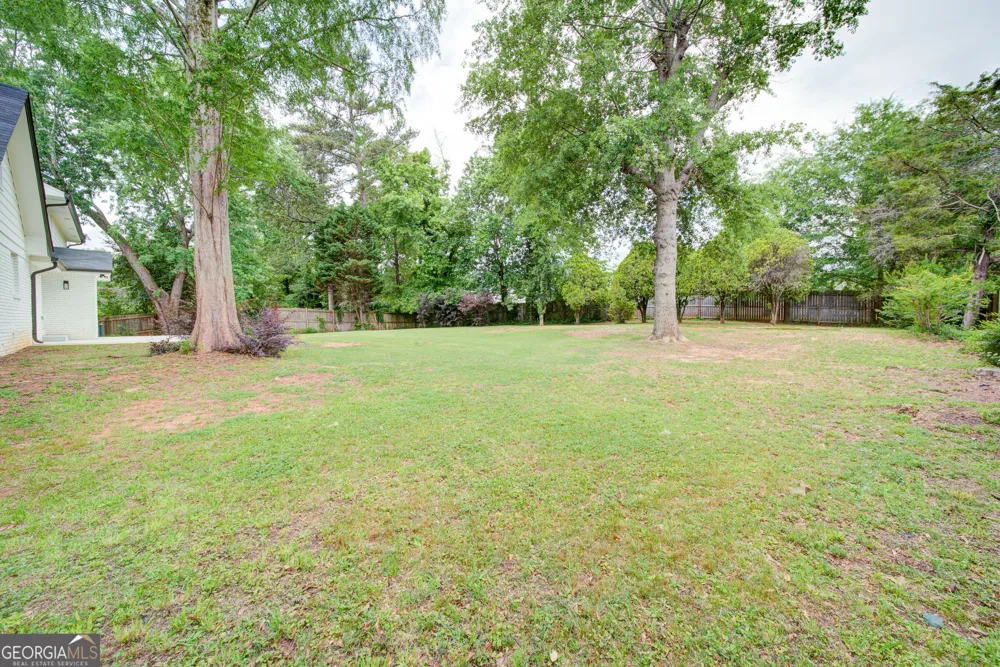 4307 Cedar Wood DR SW Lilburn, GA 30047