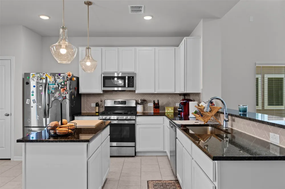 115 Denali Drive Kyle, TX 78640