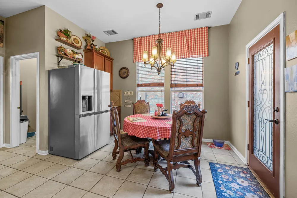 1205 Augusta Bend Drive Hutto, TX 78634