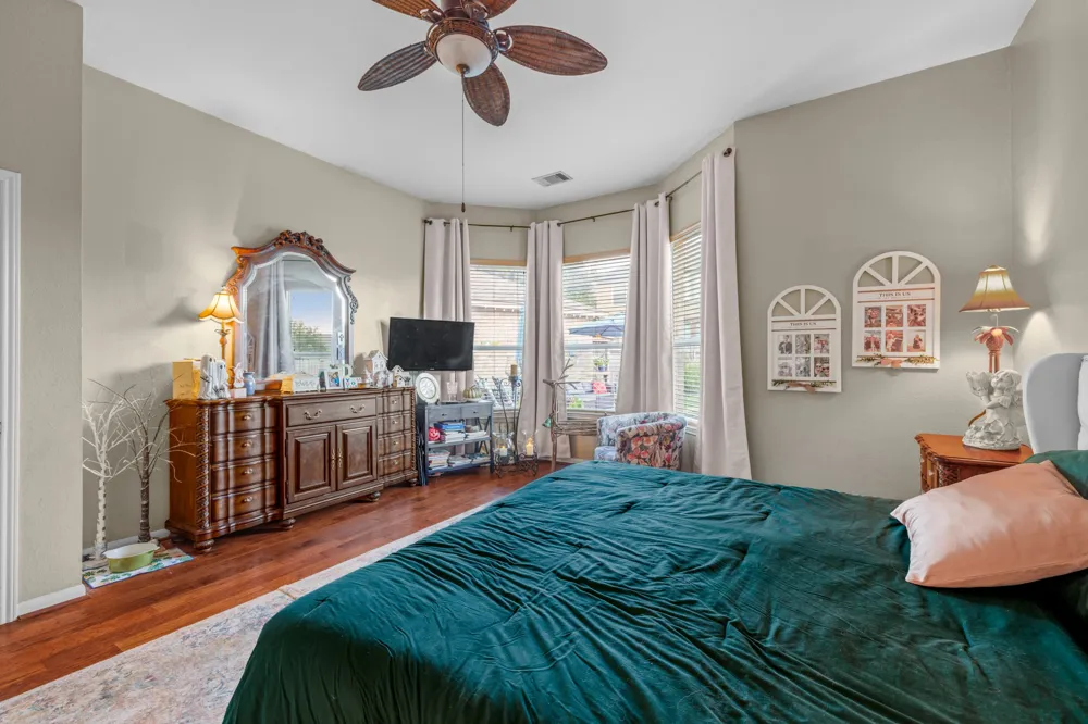 1205 Augusta Bend Drive Hutto, TX 78634
