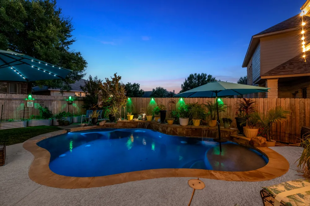 1205 Augusta Bend Drive Hutto, TX 78634