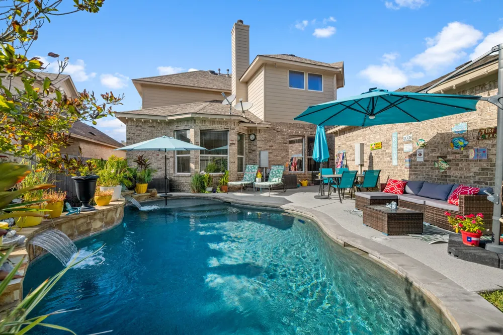 1205 Augusta Bend Drive Hutto, TX 78634