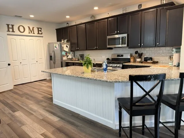 124 Martha Lane Kyle, TX 78640