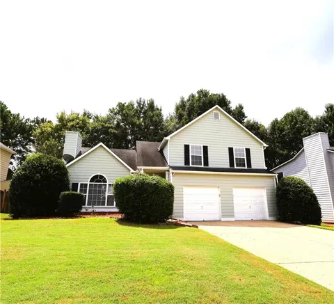 3044 Lake Park Trail