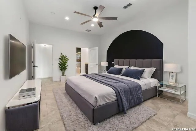 7606 Triple Leaf China Grove, TX 78263