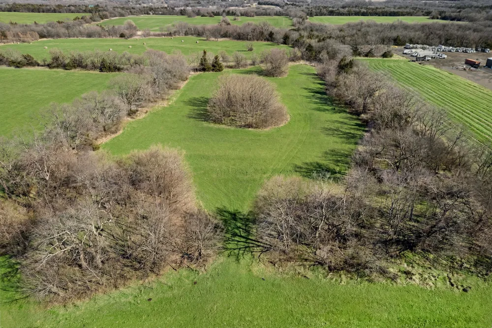 State Hwy 160 Whitewright, TX 75491