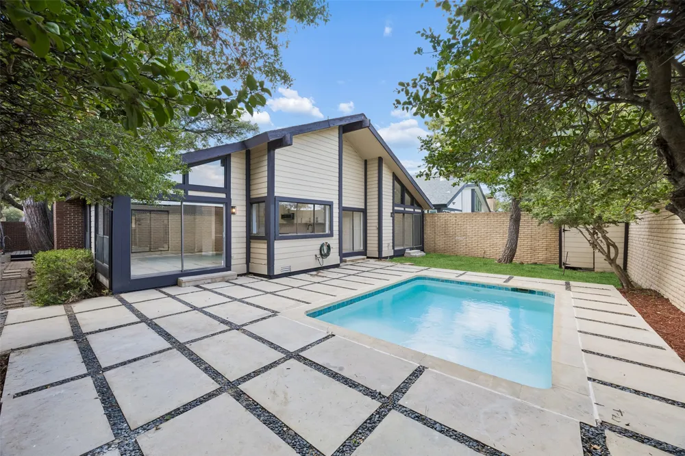 3704 Millswood Drive Irving, TX 75062