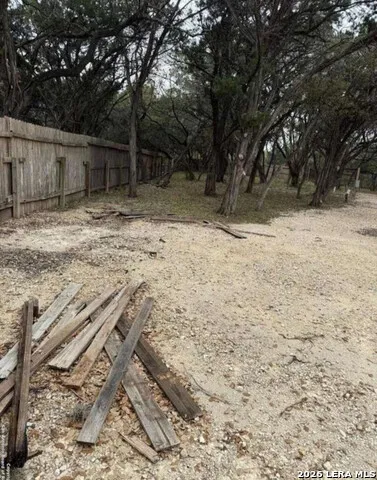 888 SCENIC DR Bandera, TX 78003
