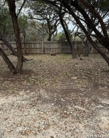 888 SCENIC DR Bandera, TX 78003