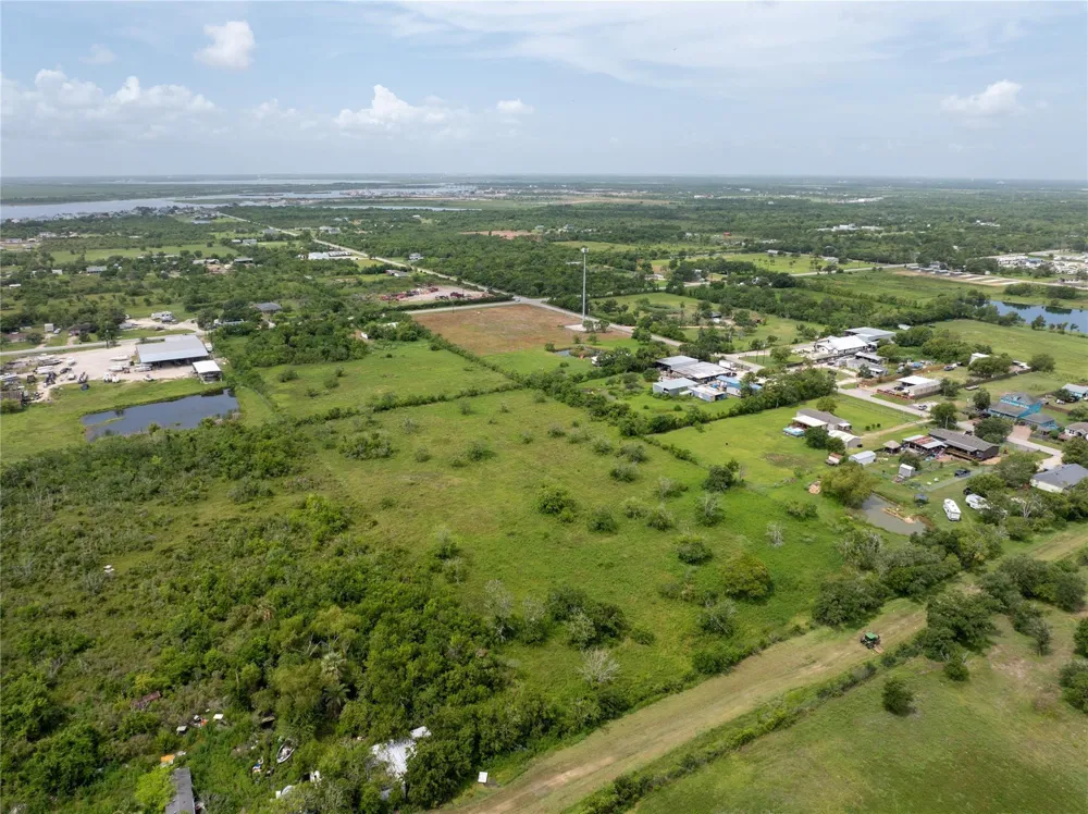2454 Fm-517 Dickinson, TX 77539