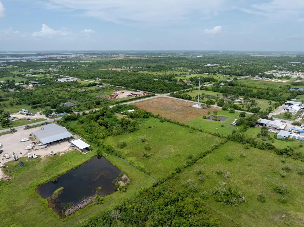 2454 Fm-517 Dickinson, TX 77539