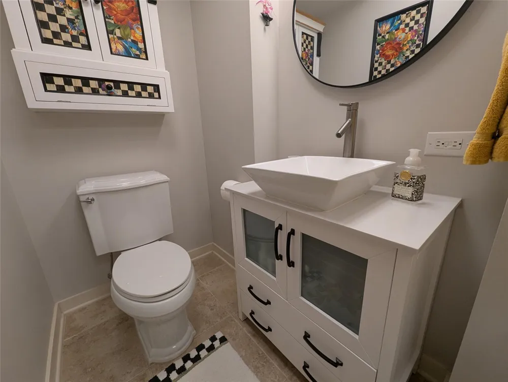 801 E Beach Drive #BC0612 Galveston, TX 77550