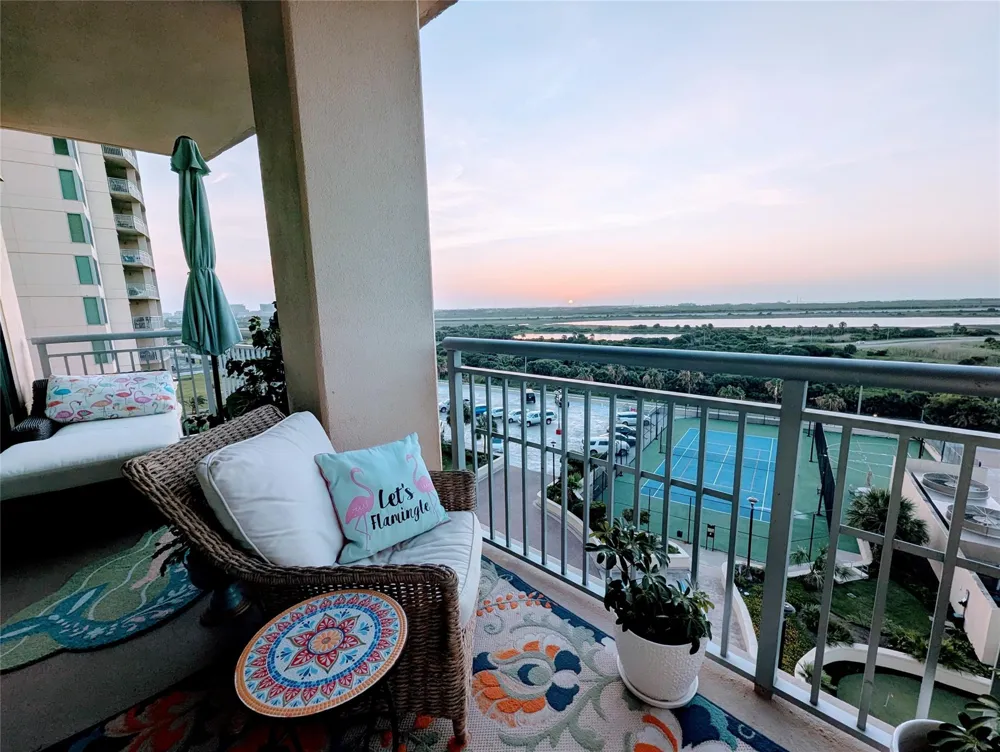 801 E Beach Drive #BC0612 Galveston, TX 77550