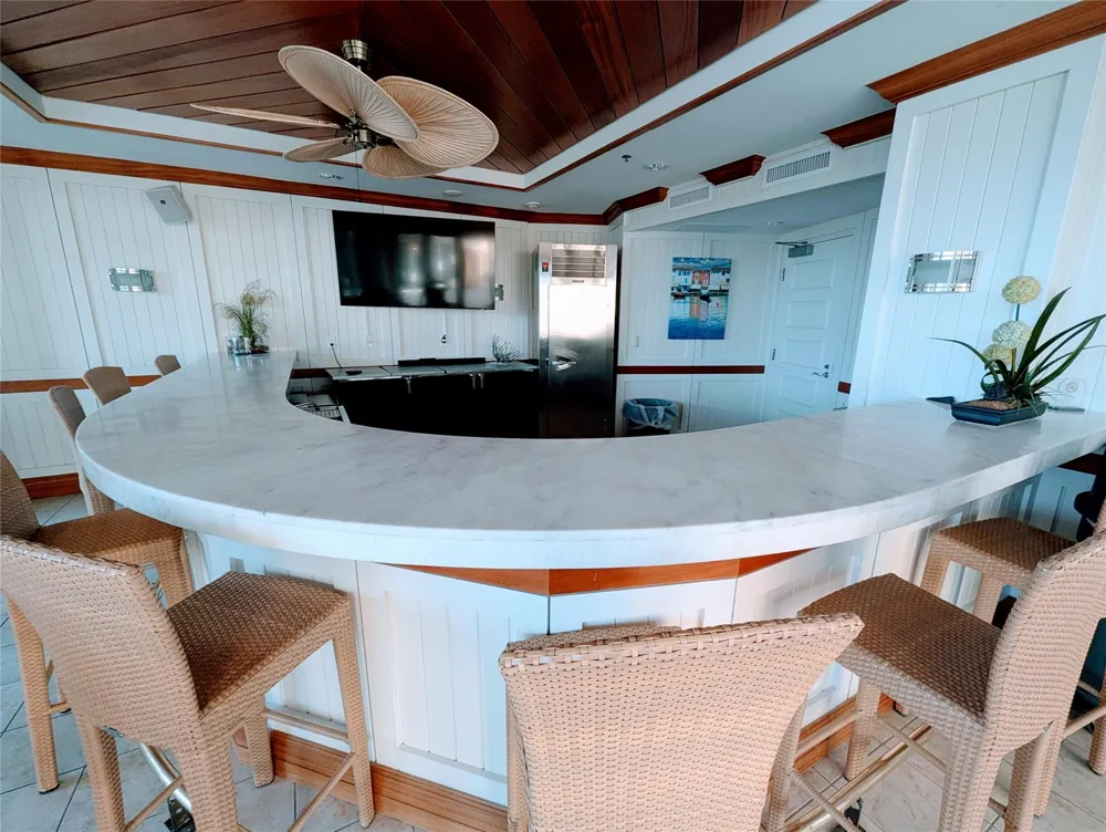 801 E Beach Drive #BC0612 Galveston, TX 77550