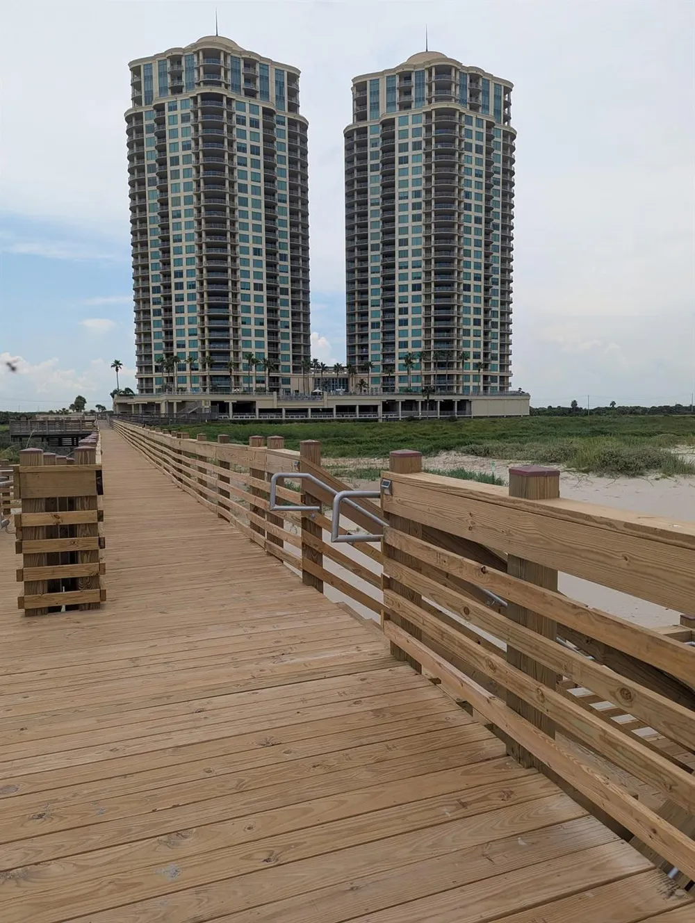801 E Beach Drive #BC0612 Galveston, TX 77550