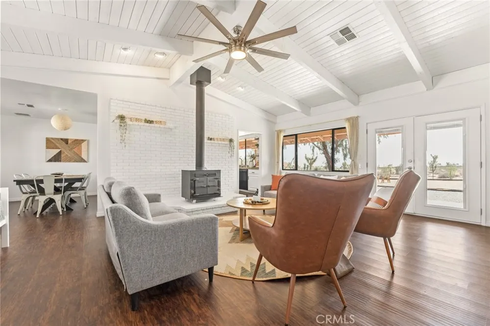 7379 Chippewa Trail Yucca Valley, CA 92284