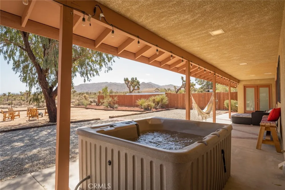7379 Chippewa Trail Yucca Valley, CA 92284