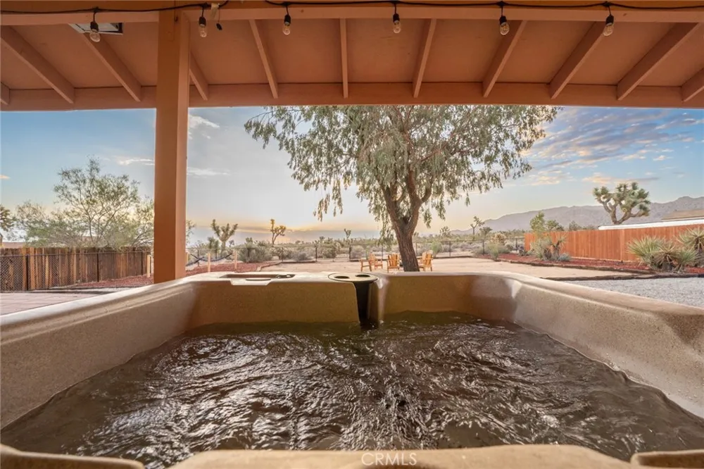 7379 Chippewa Trail Yucca Valley, CA 92284