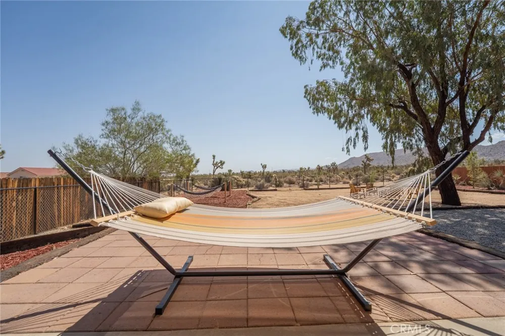 7379 Chippewa Trail Yucca Valley, CA 92284