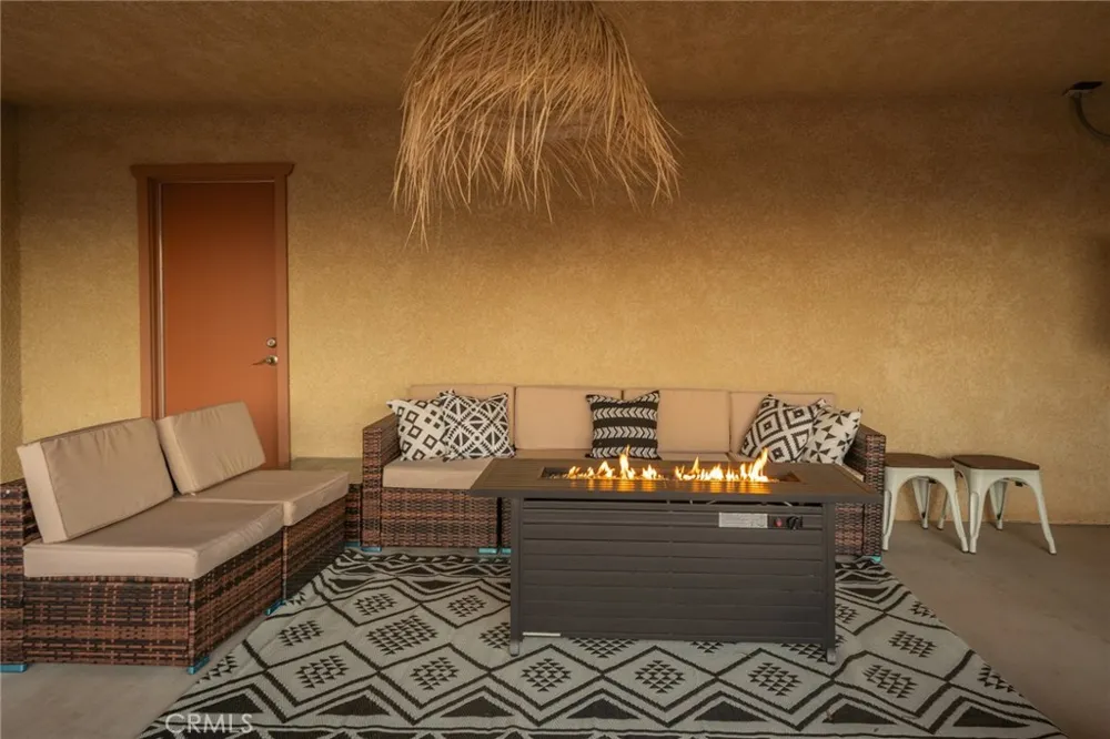 7379 Chippewa Trail Yucca Valley, CA 92284