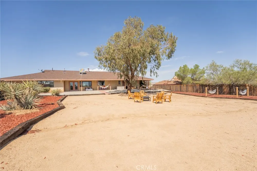 7379 Chippewa Trail Yucca Valley, CA 92284