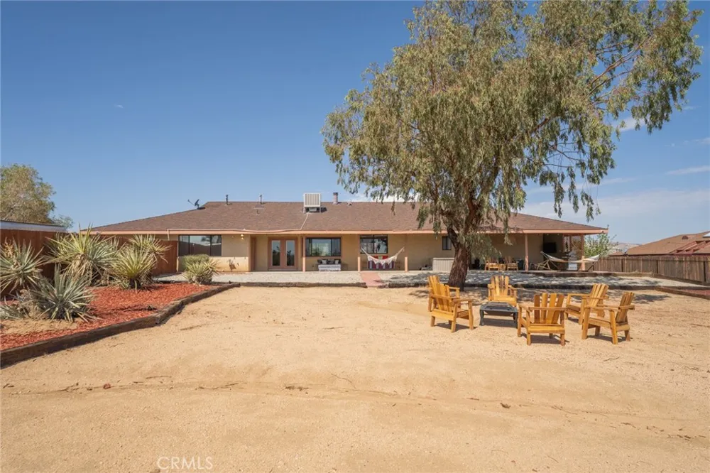 7379 Chippewa Trail Yucca Valley, CA 92284