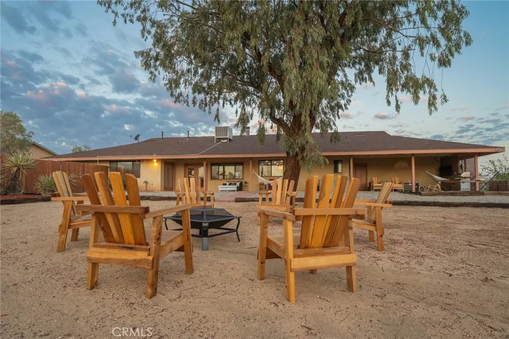 7379 Chippewa Trail Yucca Valley, CA 92284