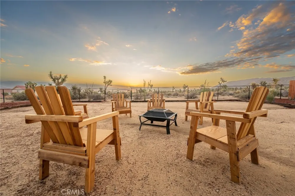 7379 Chippewa Trail Yucca Valley, CA 92284