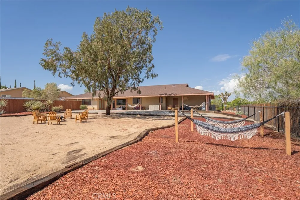 7379 Chippewa Trail Yucca Valley, CA 92284
