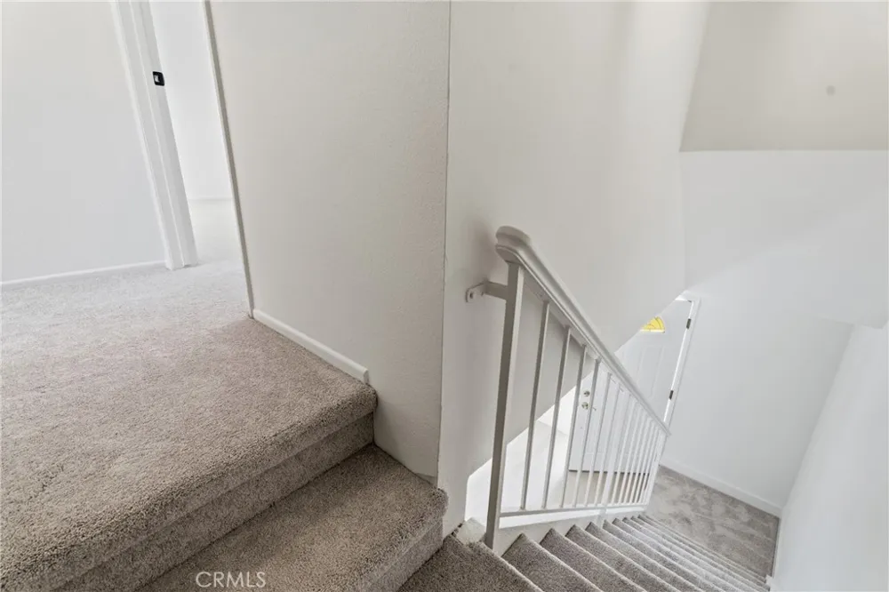 26853 Avenida Terraza Saugus, CA 91350