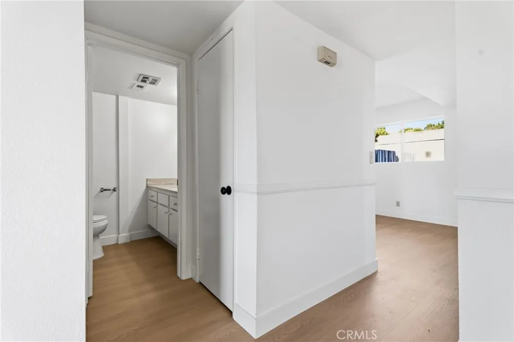 26853 Avenida Terraza Saugus, CA 91350