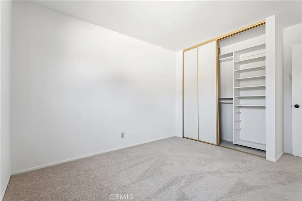 26853 Avenida Terraza Saugus, CA 91350