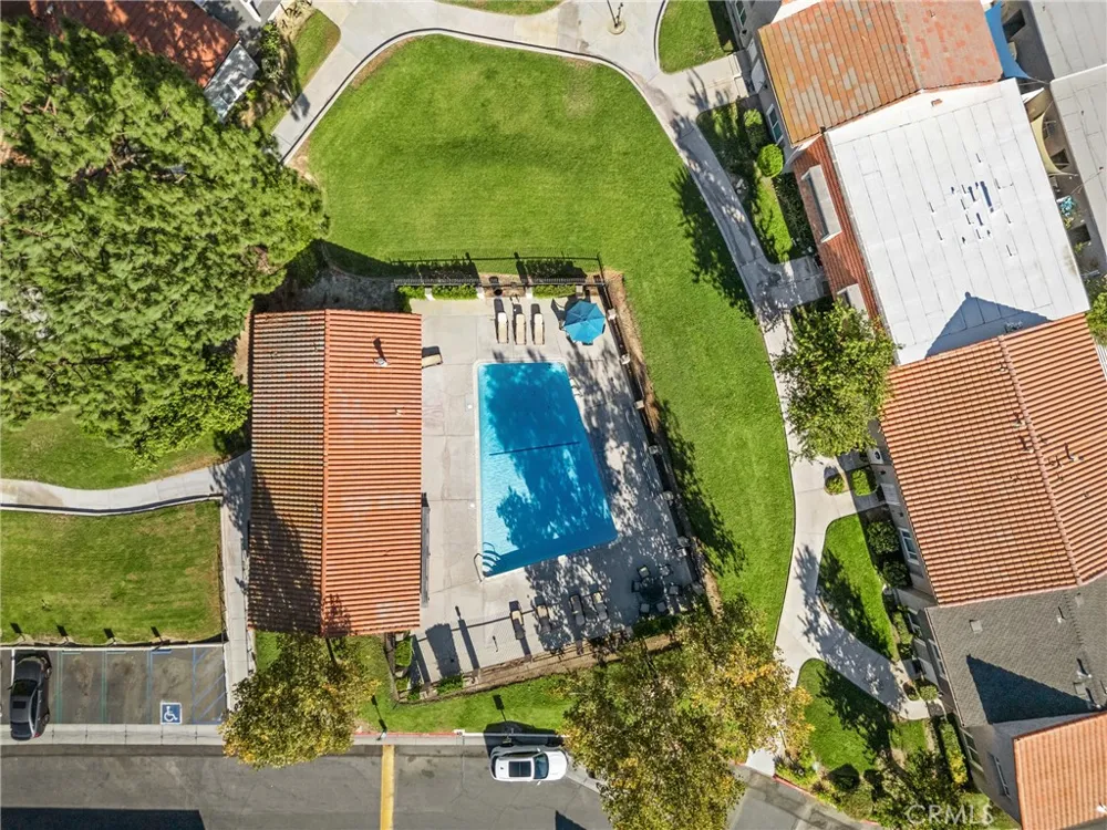 26853 Avenida Terraza Saugus, CA 91350