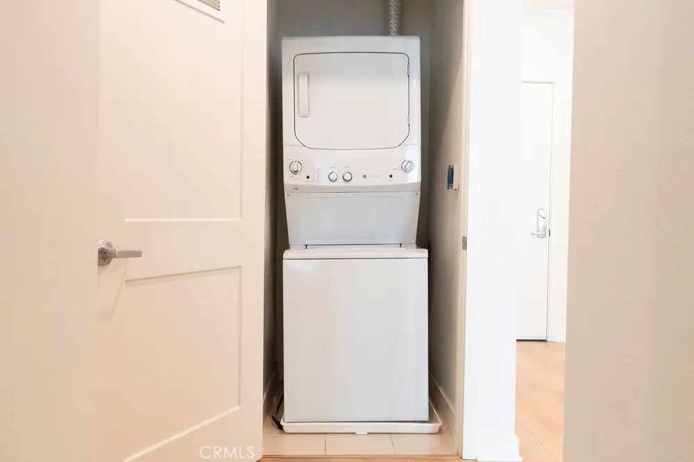 1416 Nolita Irvine, CA 92612