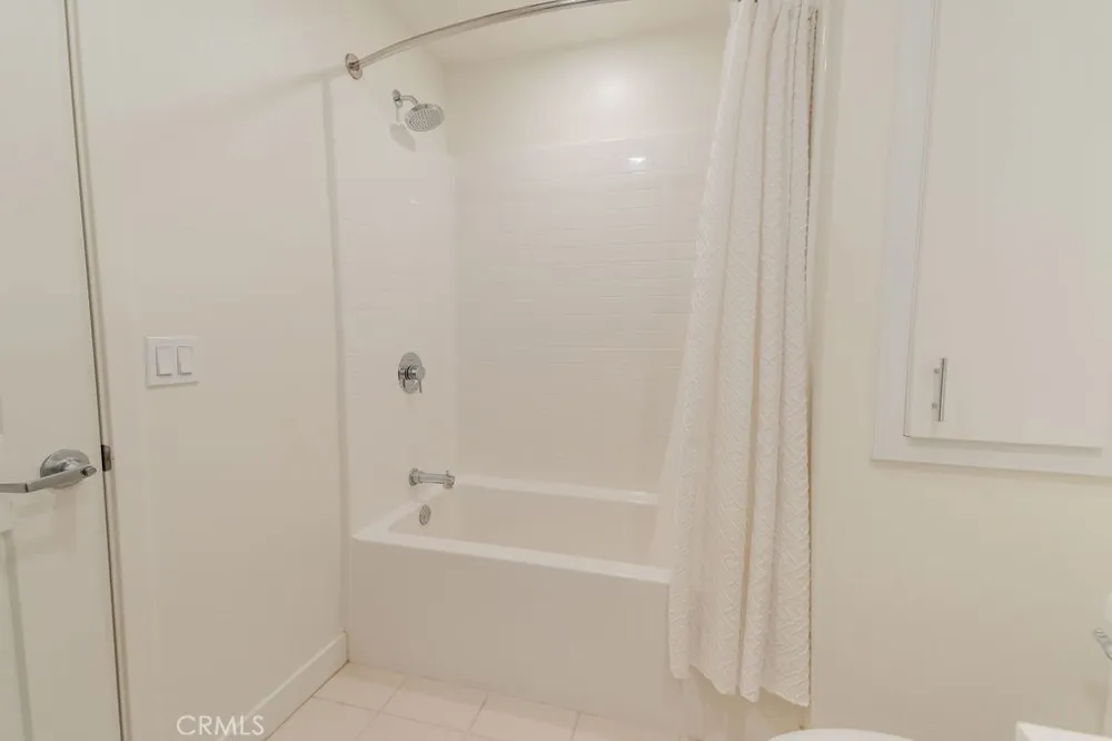 1416 Nolita Irvine, CA 92612