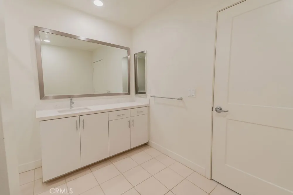 1416 Nolita Irvine, CA 92612