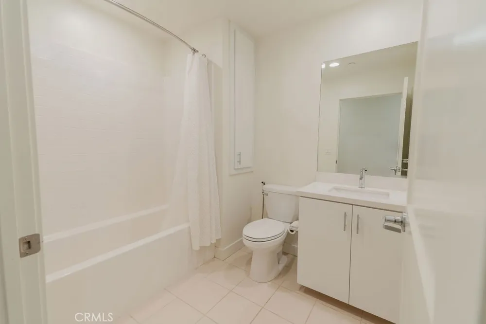 1416 Nolita Irvine, CA 92612