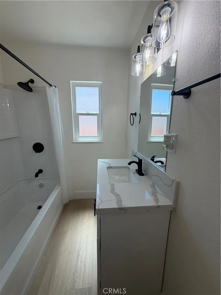 4216 Mountain View San Bernardino, CA 92407