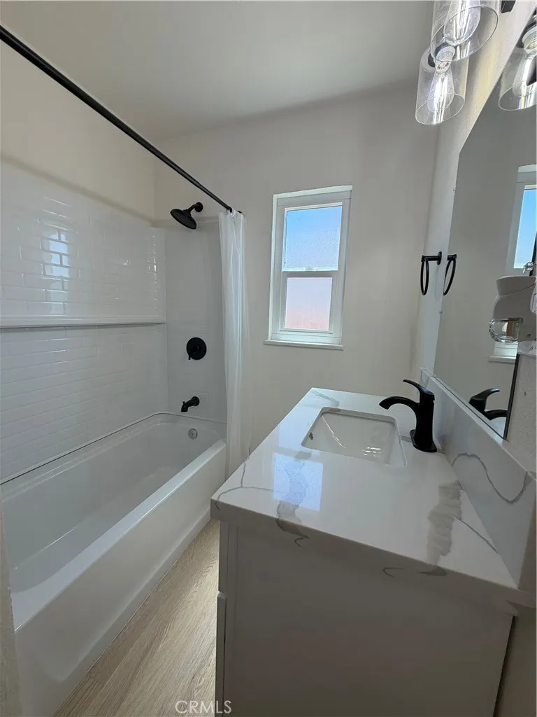4216 Mountain View San Bernardino, CA 92407