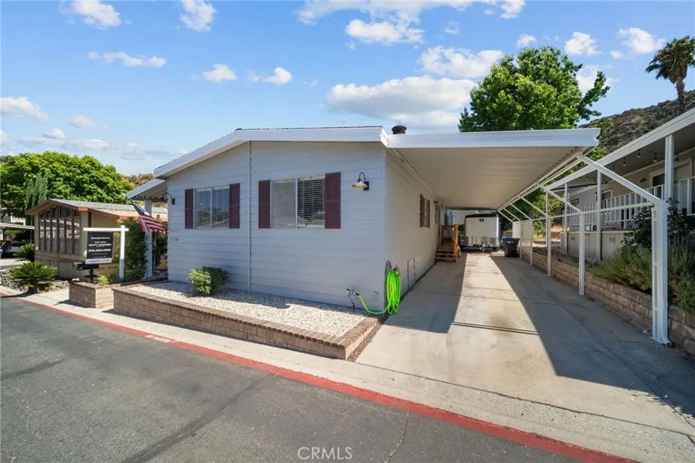 27730 Starlight Lane #67 Castaic, CA 91384
